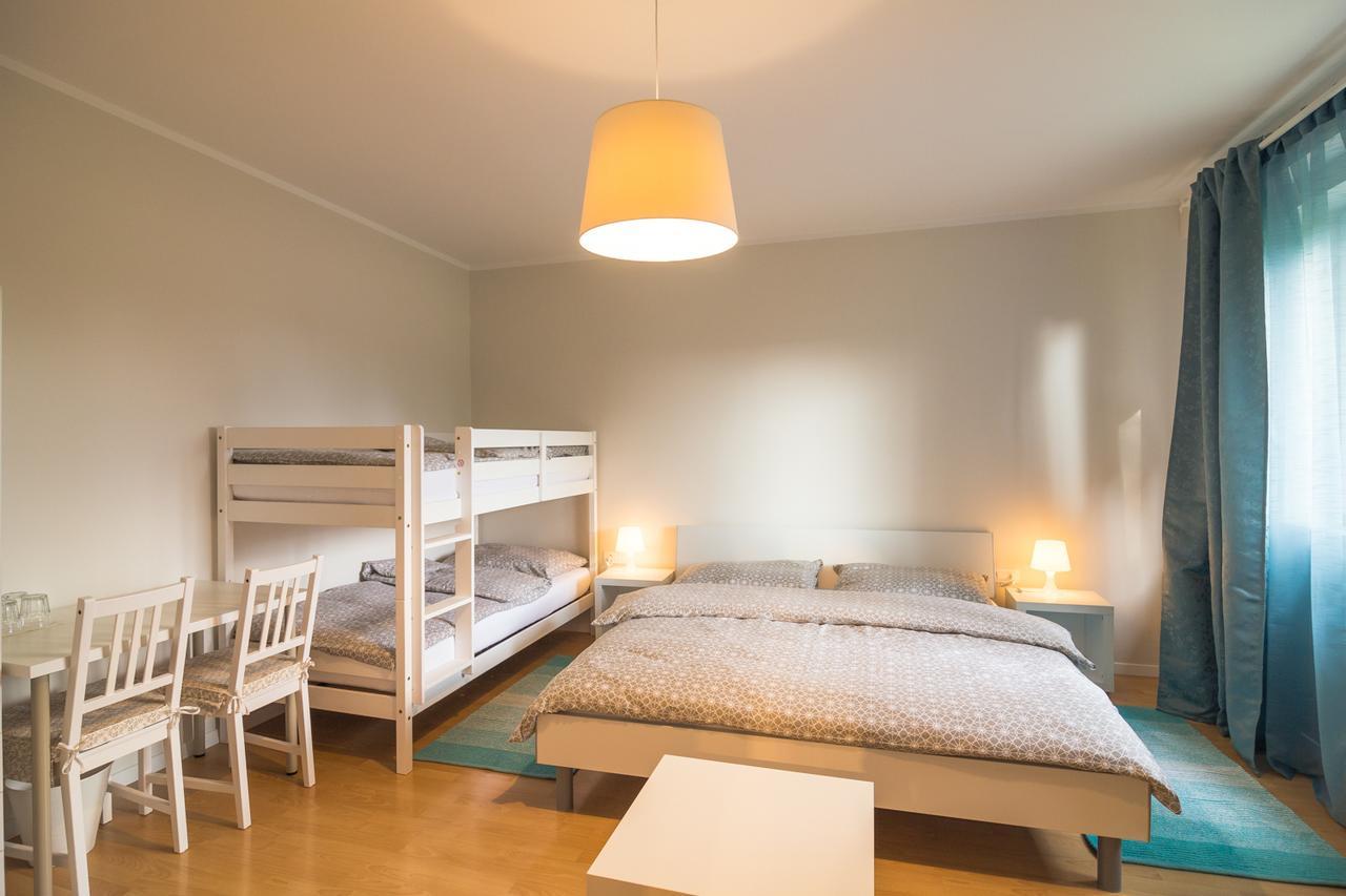 Hop House Garni Hotel ポストイナ エクステリア 写真